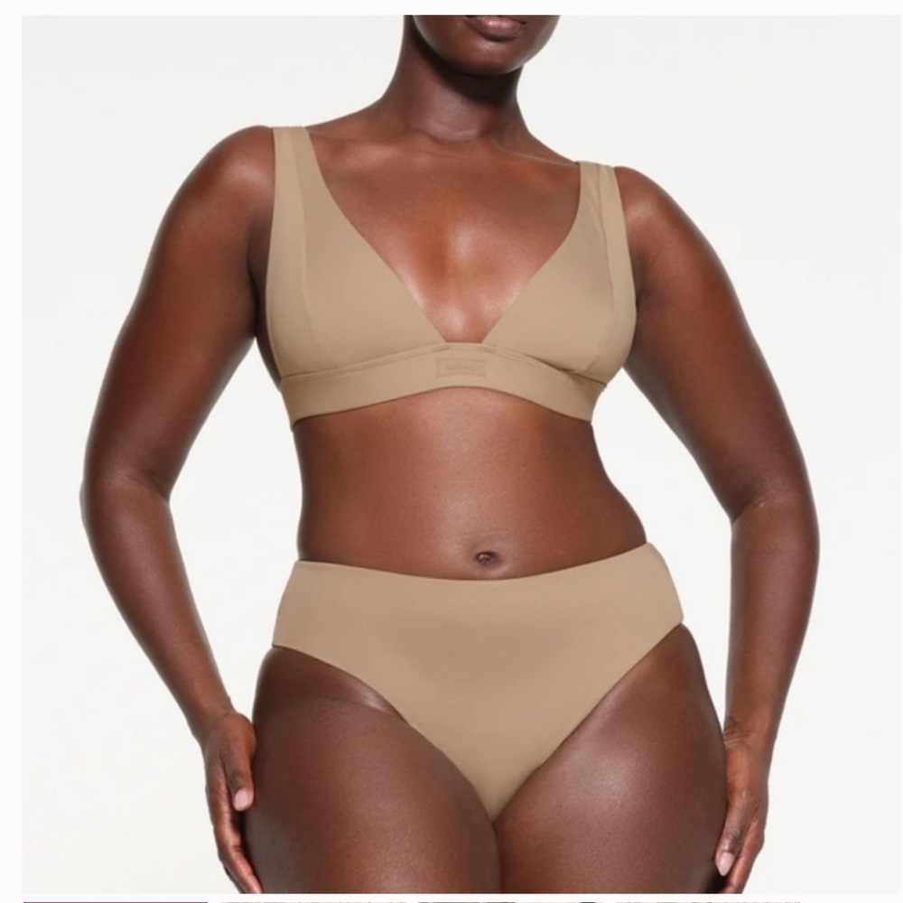 SKIMS SWIM BIKINI TOP